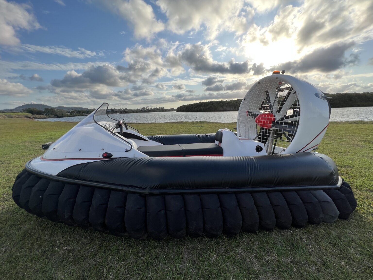 Contract Hovercraft Services – Airlift Hovercraft